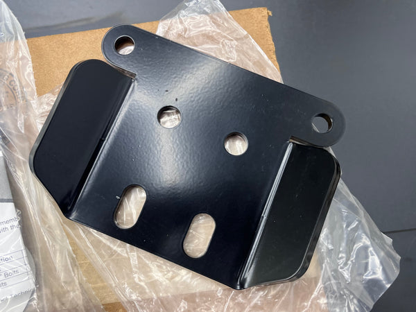 Hooker BlackHeart 71222014HKR LS-Swap Transmission Adapter Bracket – 1994-98 Mustang Powerglide/TH350 – New Open Box